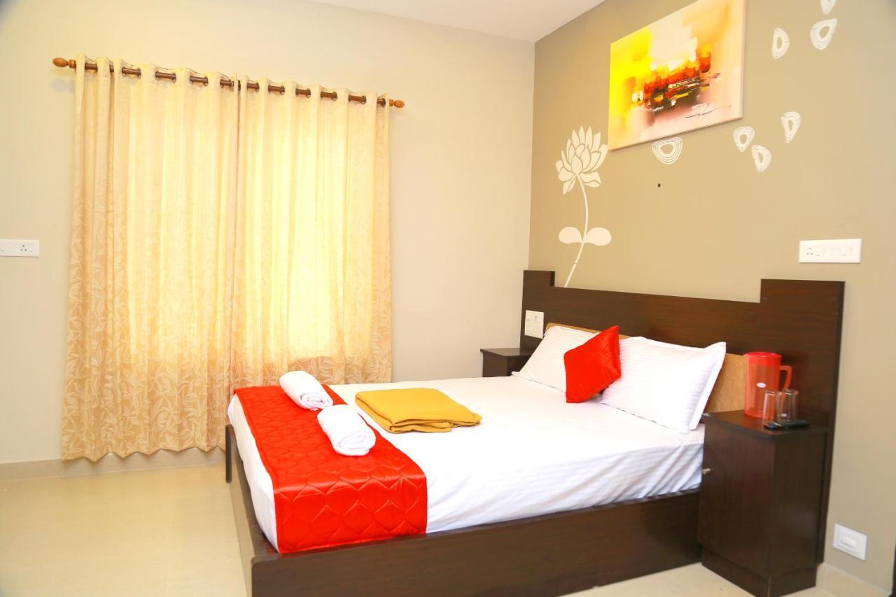 Metro Residency Hotell Kochi Eksteriør bilde