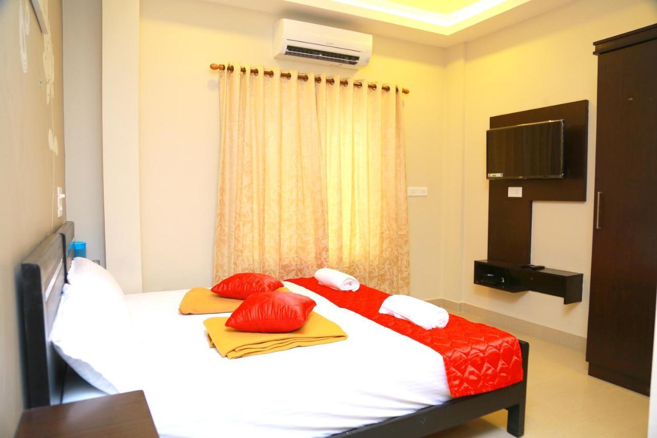 Metro Residency Hotell Kochi Eksteriør bilde