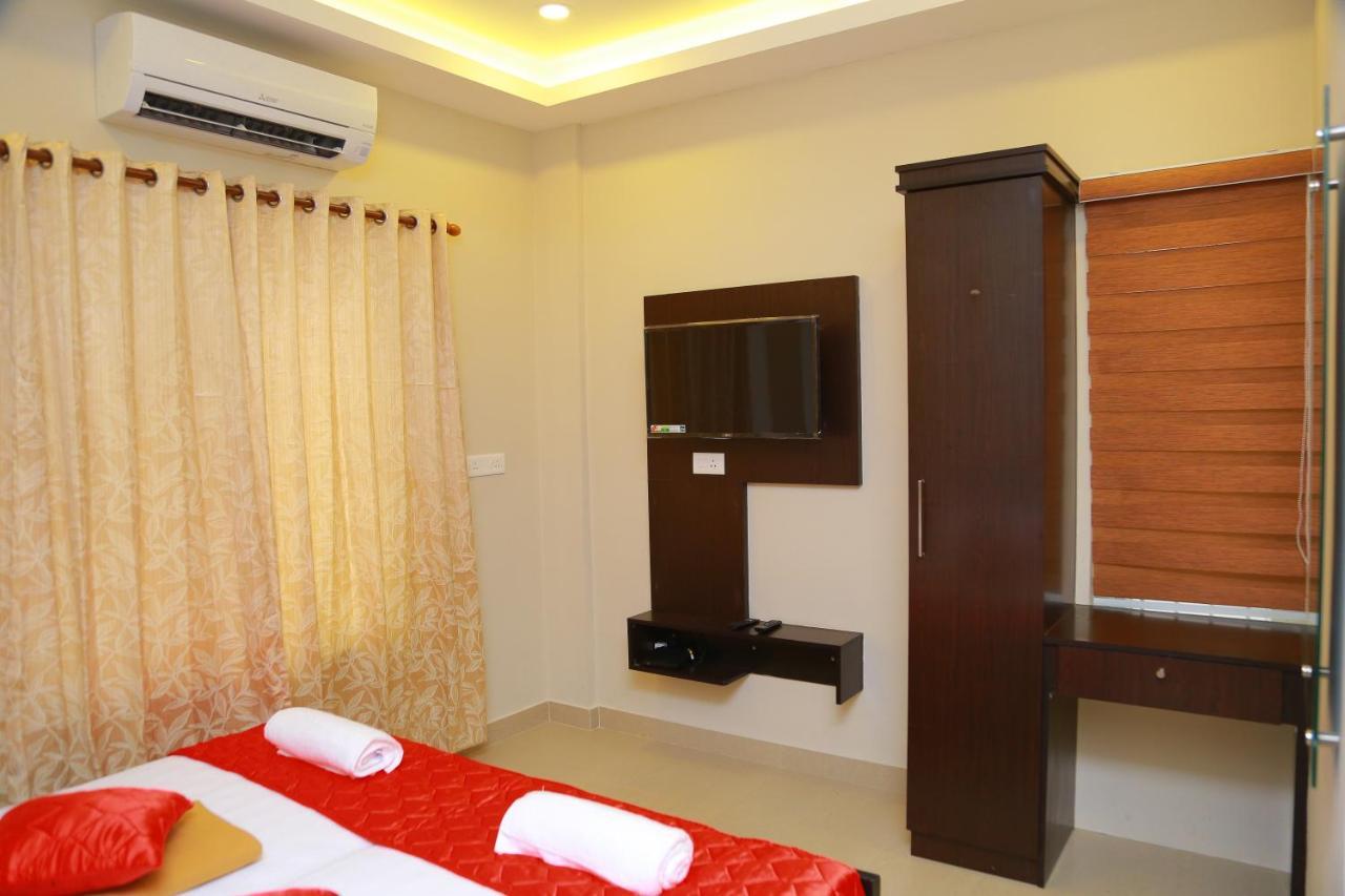 Metro Residency Hotell Kochi Eksteriør bilde