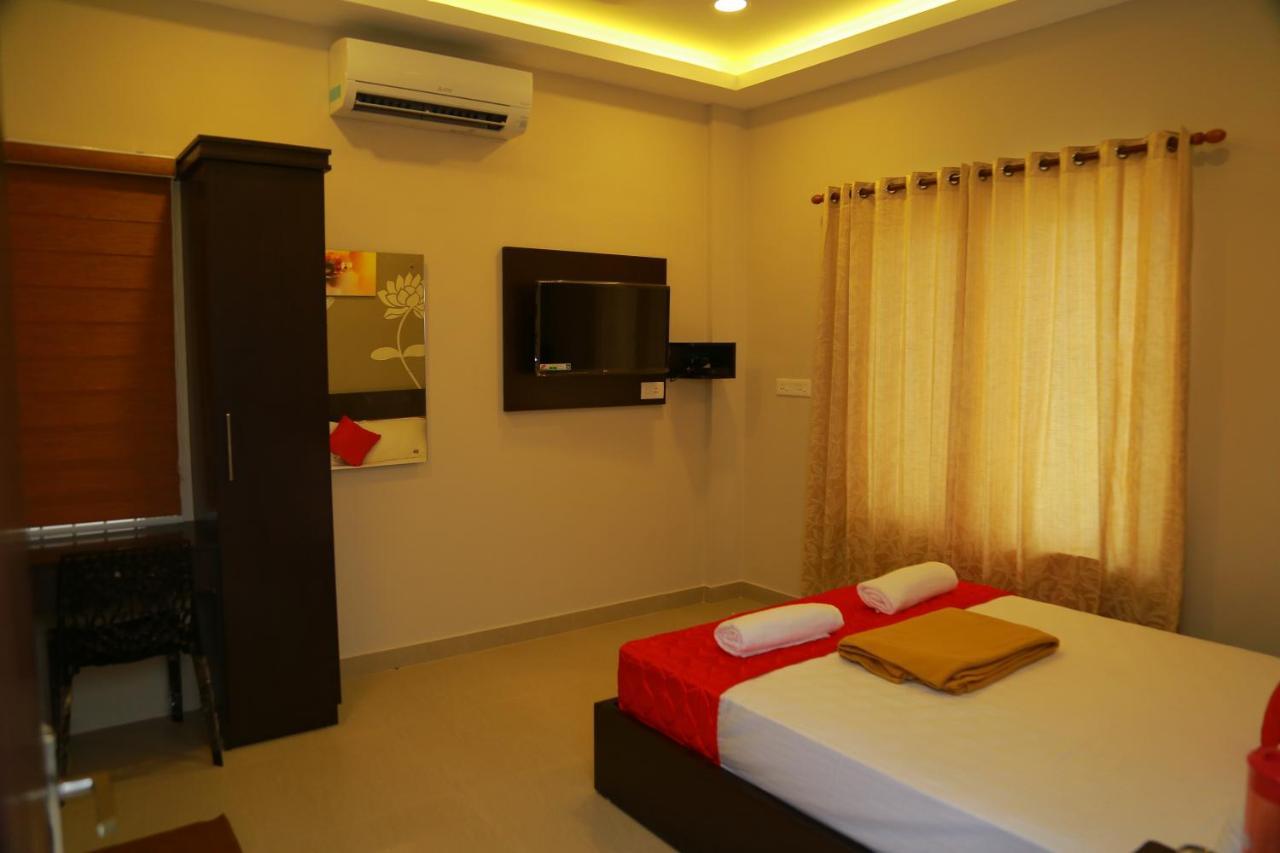 Metro Residency Hotell Kochi Eksteriør bilde