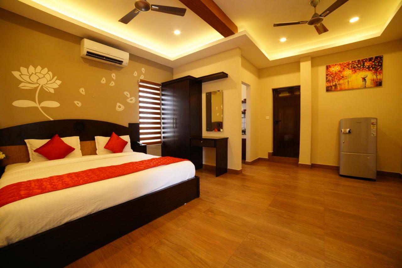 Metro Residency Hotell Kochi Eksteriør bilde
