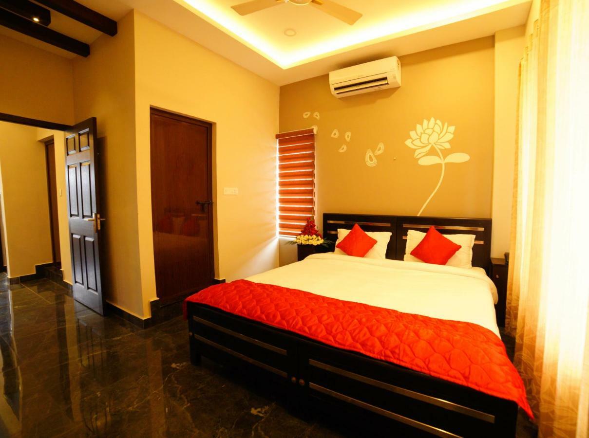 Metro Residency Hotell Kochi Eksteriør bilde