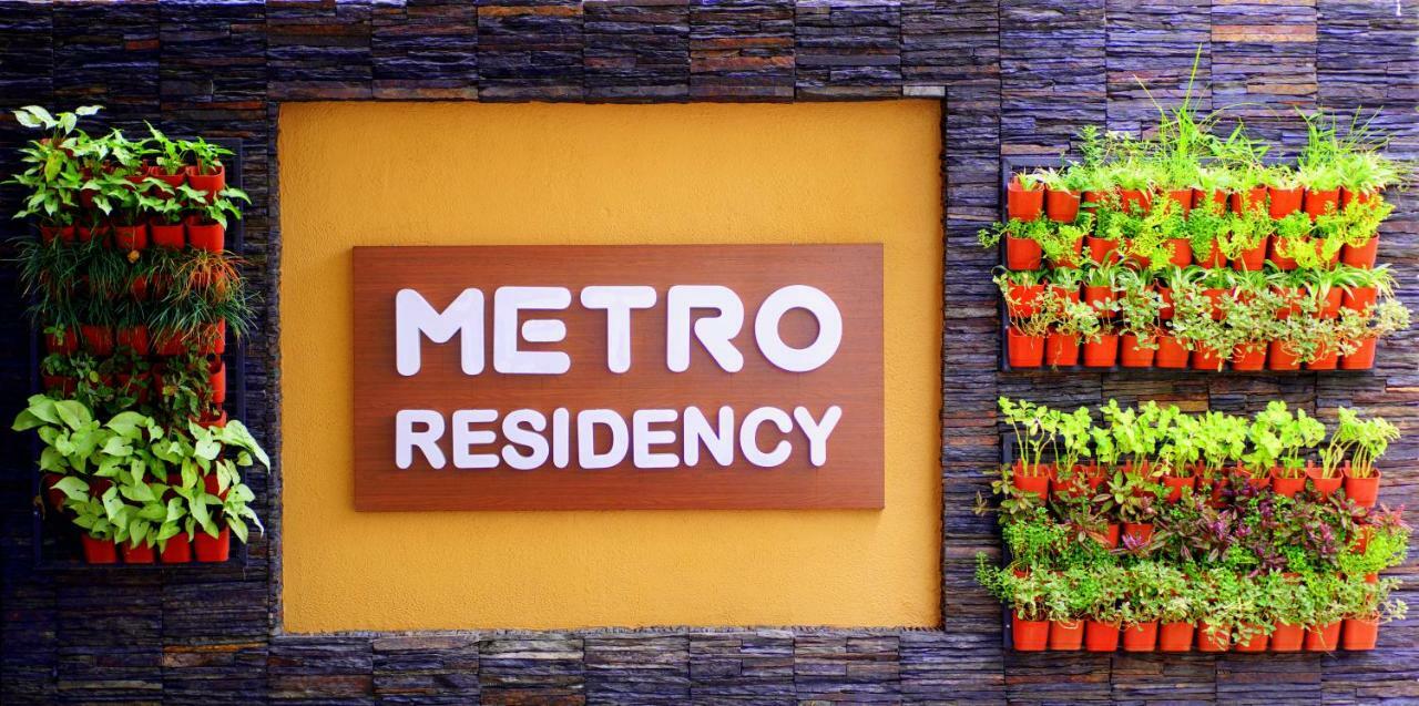 Metro Residency Hotell Kochi Eksteriør bilde